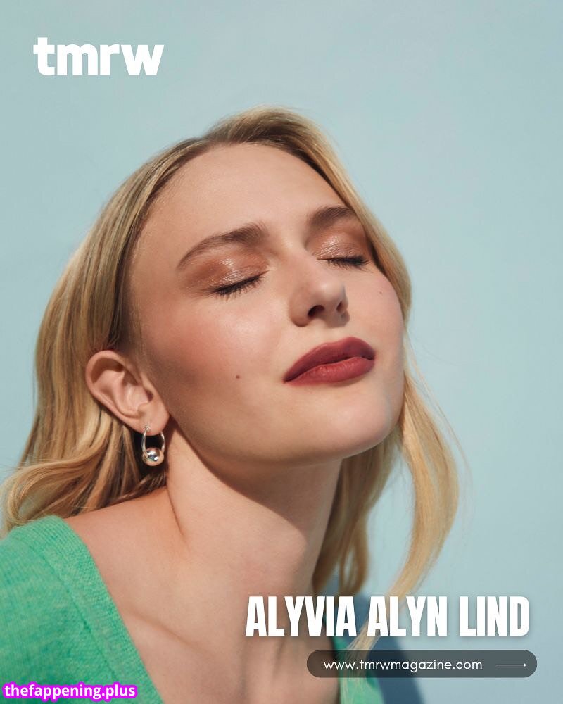 Alyvia Alyn Lind