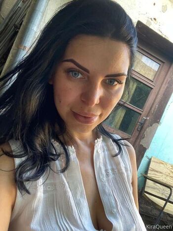 Kira Queen